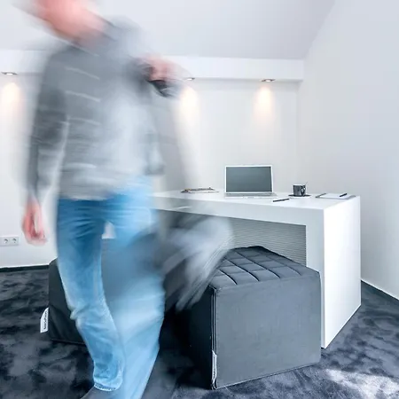 شقة Sharebnb In Tobit.town آهاوس